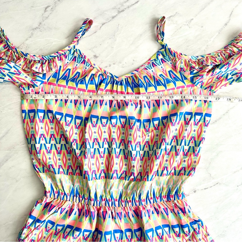 Colorful Geometric Romper Size XS - Picture 9 of 15